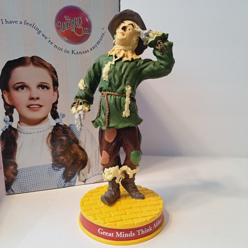 ~ vintage VANDOR ~ Wizard of OZ ~ BOBBER ~ SCARECROW ~ MIB ~ 2000